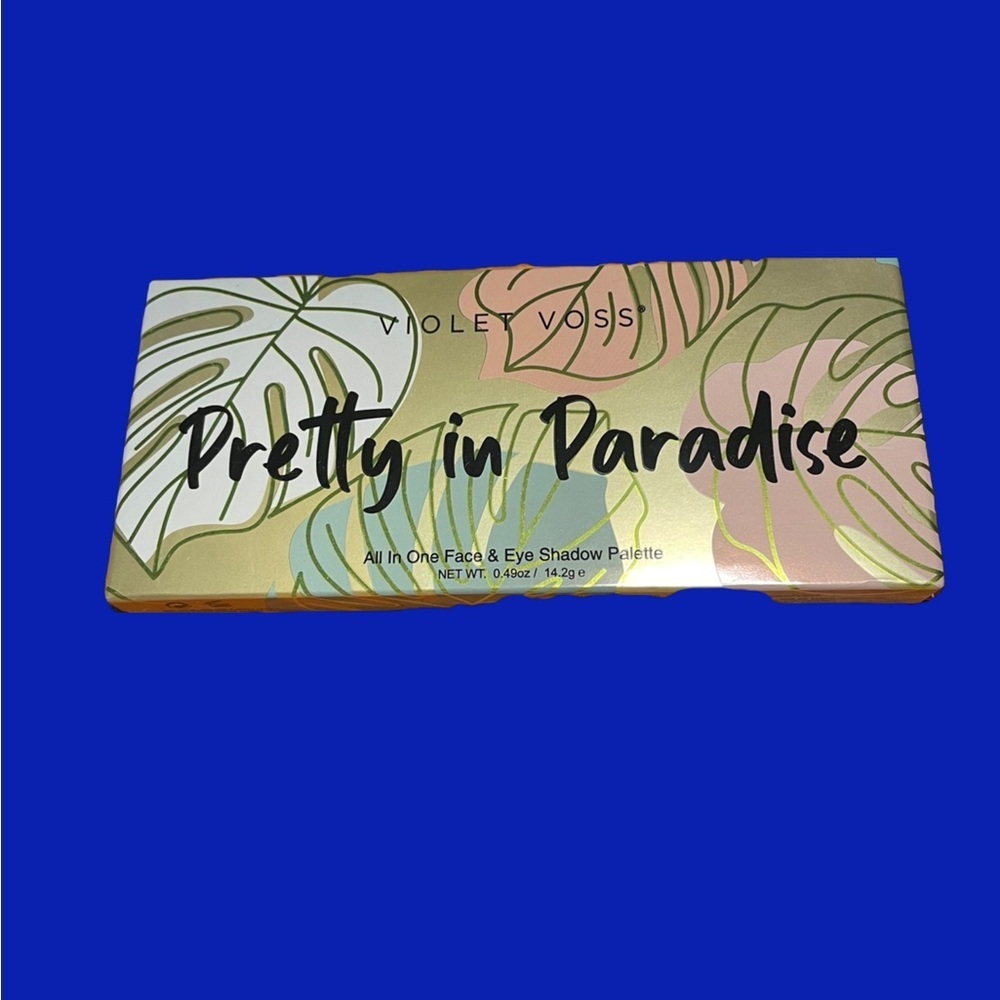 Violet Voss
Pretty in Paradise
All In One Face & Eye Shadow Palette - Picture 2 of 3